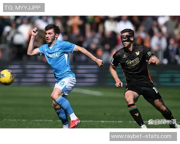 友谊赛精彩回顾:里昂与那不勒斯激战四三神扑瞬间引爆全场